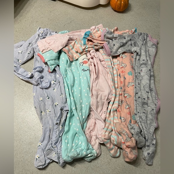 Girl pj lot - Picture 2 of 2